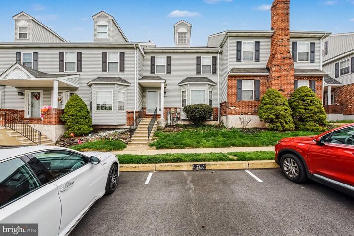 Property Photo: 1802 Harrison Court PA 19403