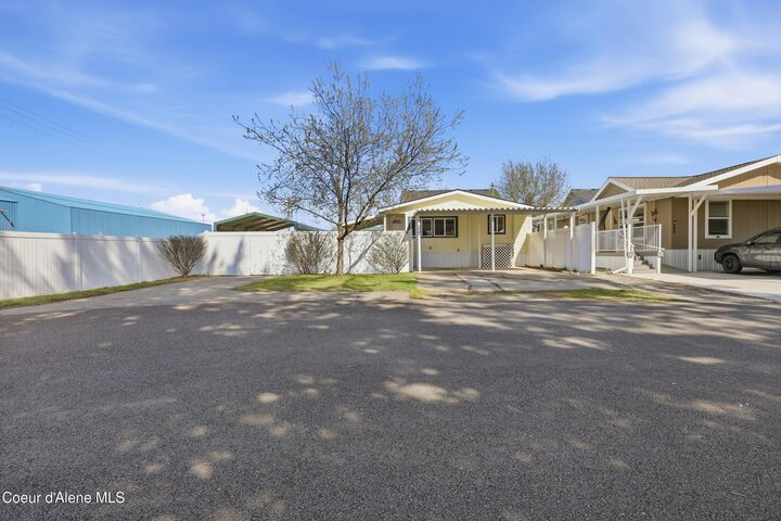 Property Photo:  600 W Myriah Loop  ID 83815 