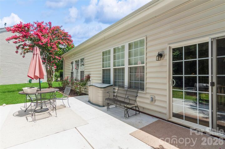 Property Photo:  18302 Victoria Bay Drive  NC 28031 