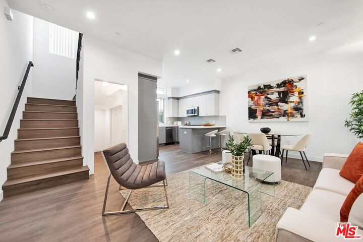 Property Photo: 1458 Butler Ave CA 90025