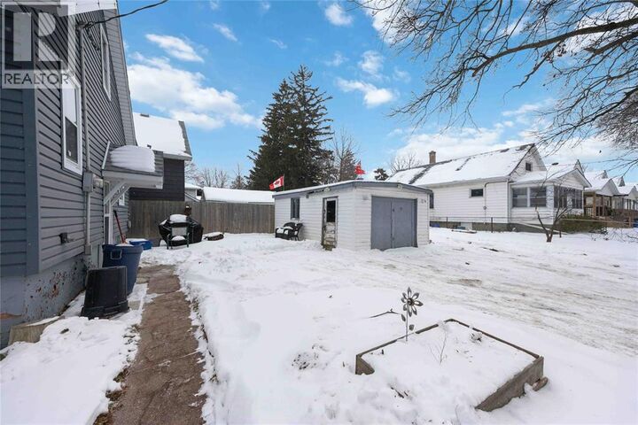 Property Photo:  463 Confederation Street  ON N7T 2B5 