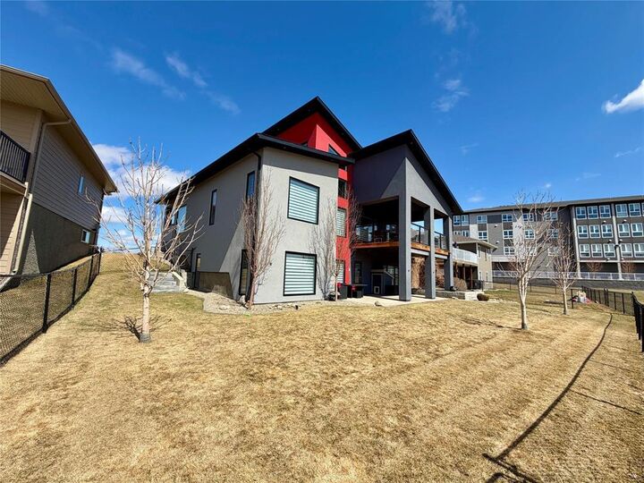 Property Photo:  2202 Bell Avenue  MB R7C 0C6 
