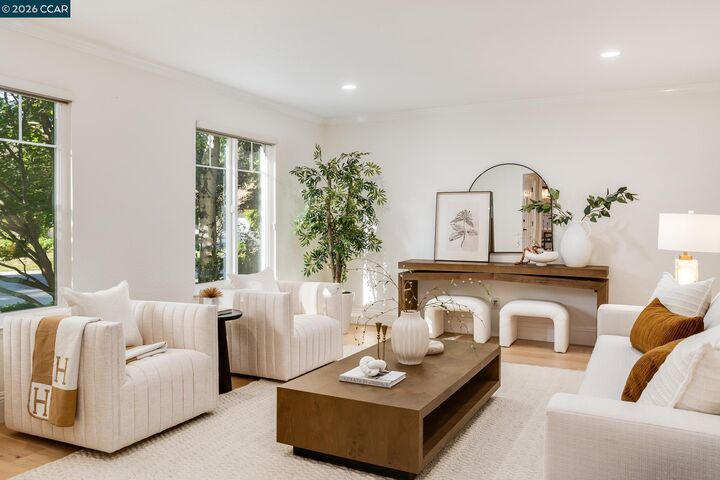 Property Photo: 209 Still Creek Rd CA 94506