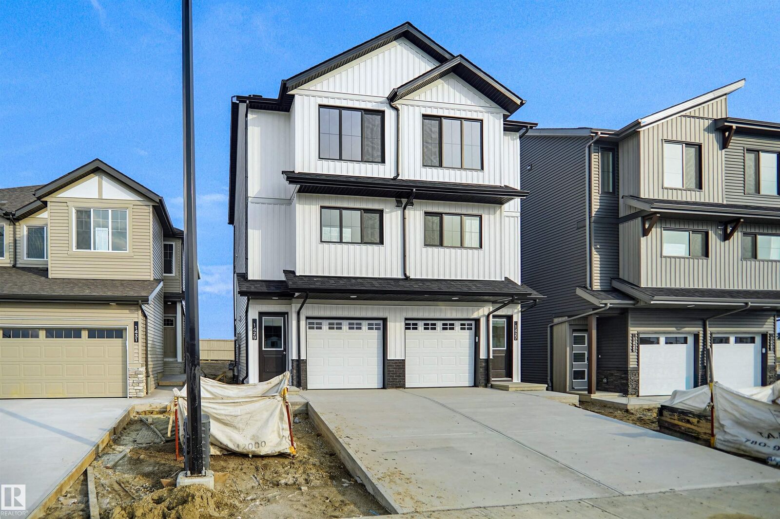 Property Photo: 1429 9 Street NW AB T6T 2N8