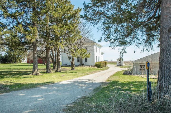 Property Photo:  2331 Midway Avenue  IA 50622 