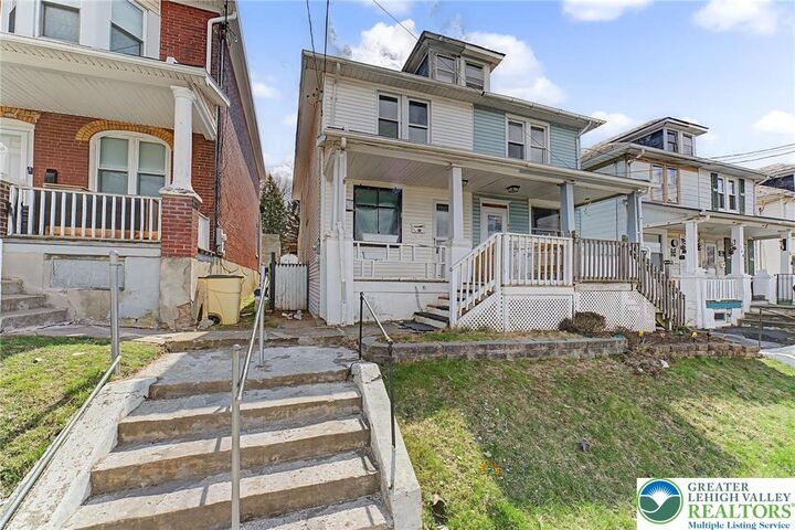 Property Photo:  504 W Grant Street  PA 18042 