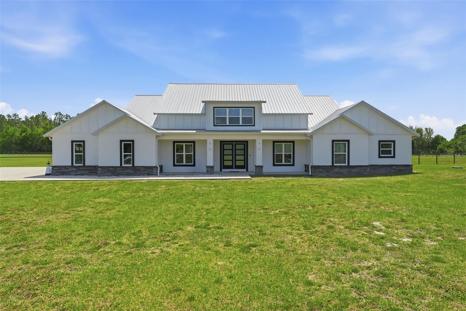 Property Photo: 2301 C 478A FL 33597