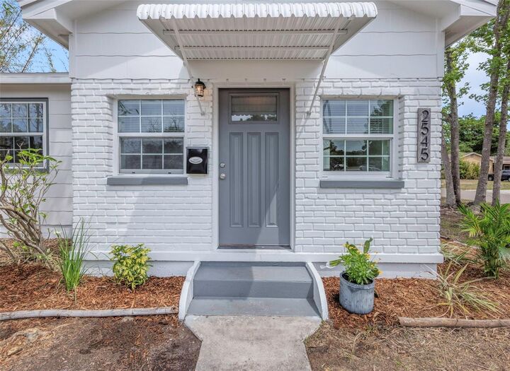 Property Photo:  2545 32nd Avenue N  FL 33713 