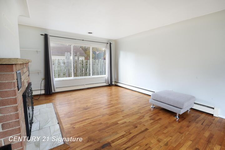 Property Photo:  103 Lincoln Drive  MI 48706 