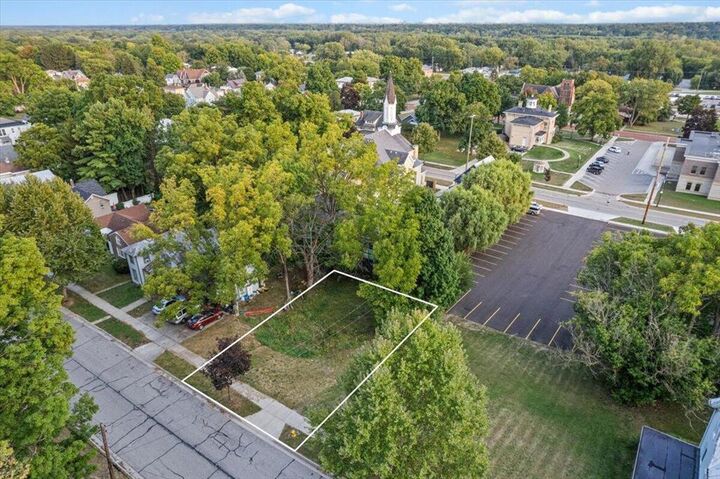 Property Photo:  119 Lafayette Street  MI 48846 