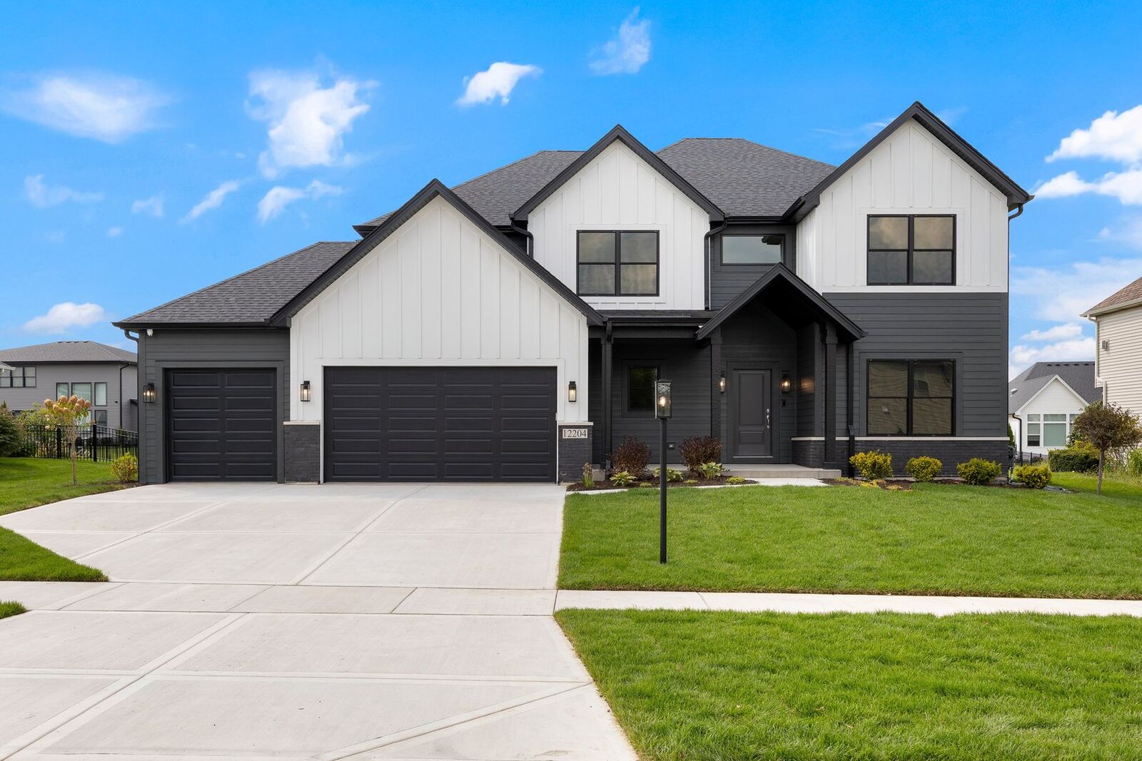 Property Photo:  1033 Emerald Drive  IL 60540 