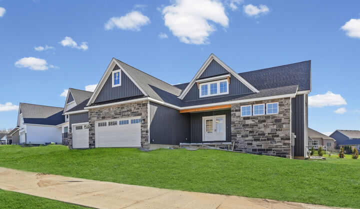 Property Photo: 1204 Willowgrove Lane IL 61853