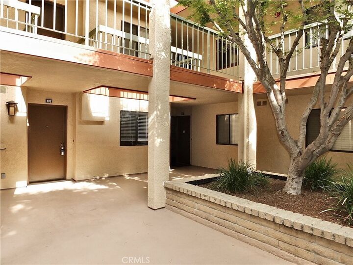 Property Photo: 2510 E Willow 102 CA 90755