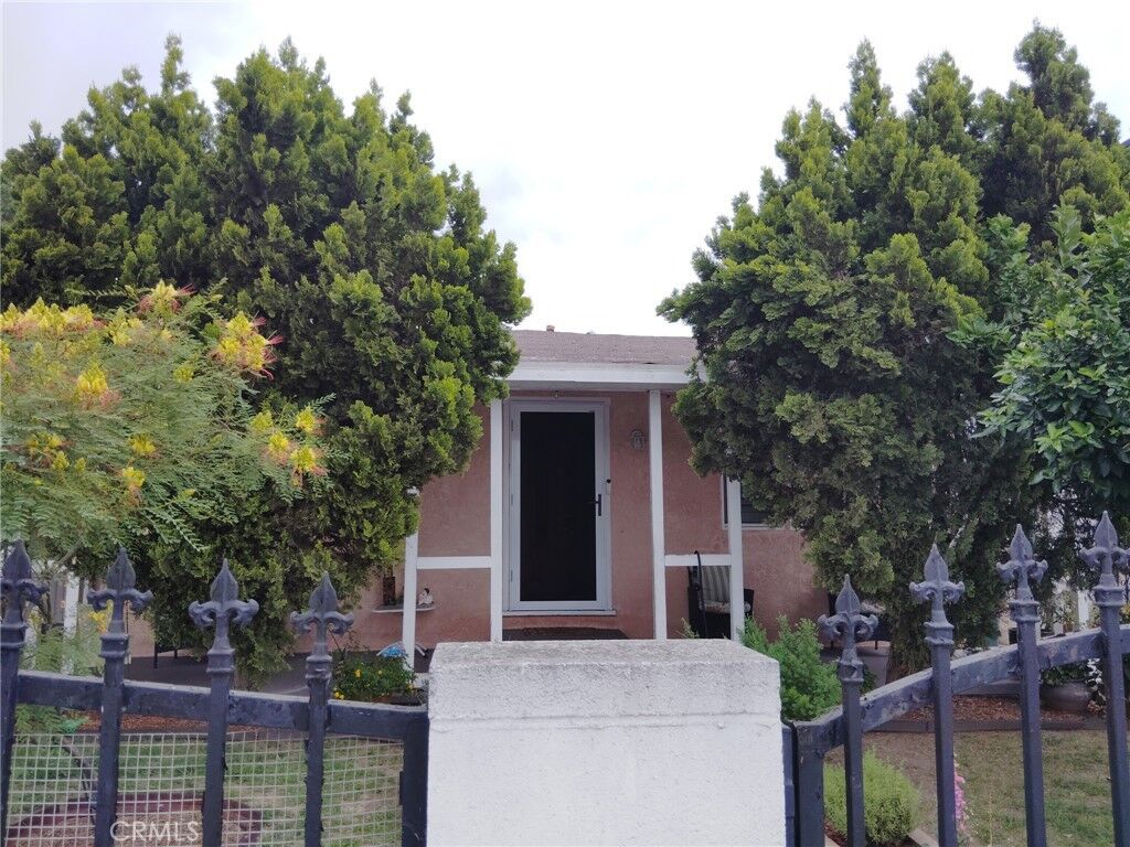 Property Photo:  8206 Bell Avenue  CA 90001 