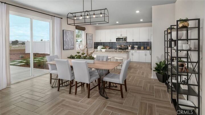 Property Photo:  2435 Gunner Ridge Way  CA 92377 