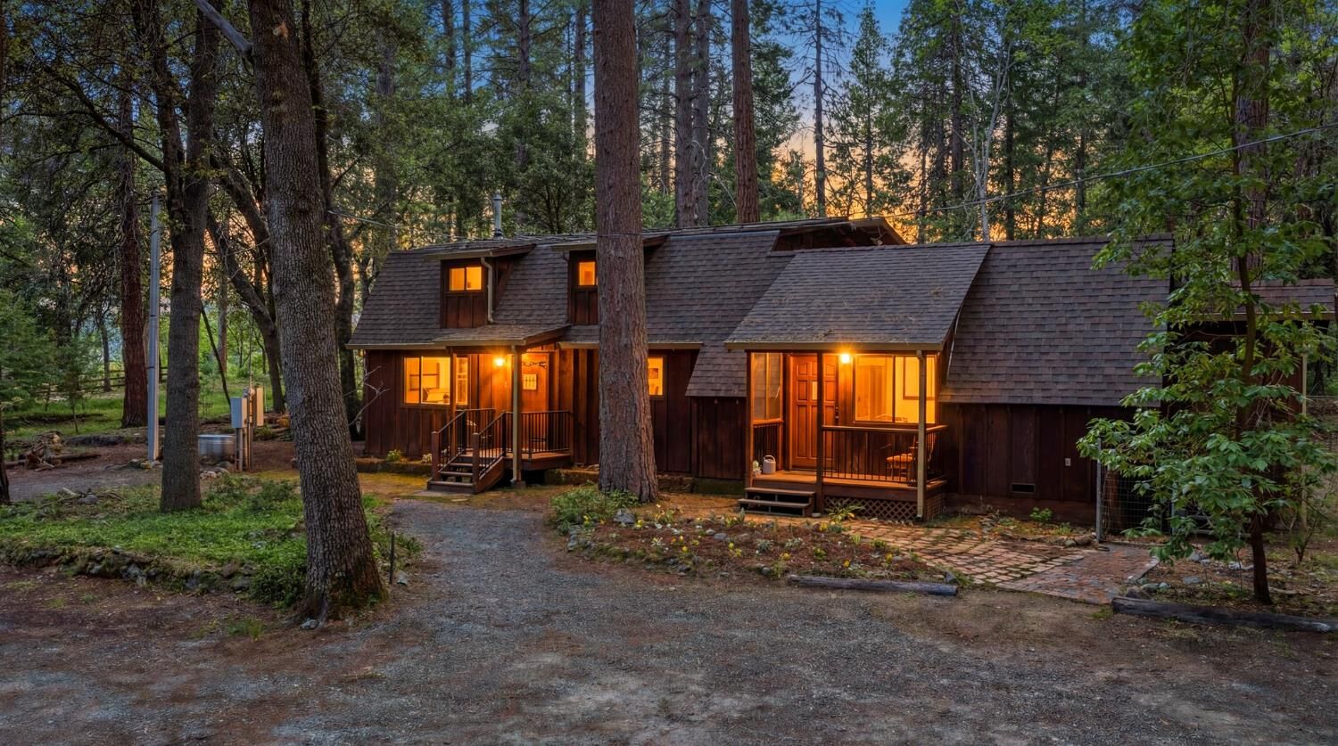 Property Photo: 17889 Douglas Road CA 95959