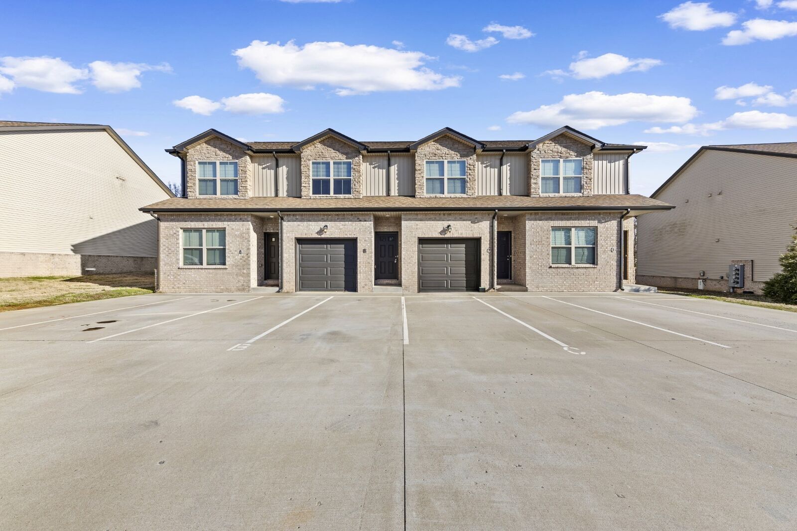 Property Photo:  283 Smithson Ln  TN 37040 