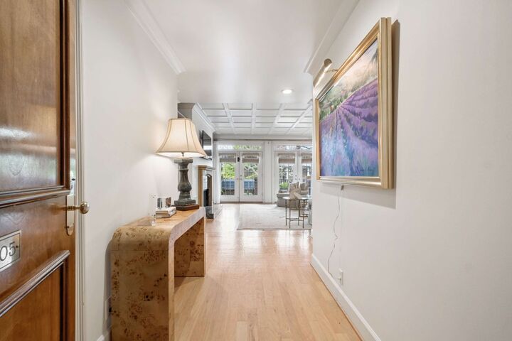 Property Photo:  3737 West End Ave 105  TN 37205 