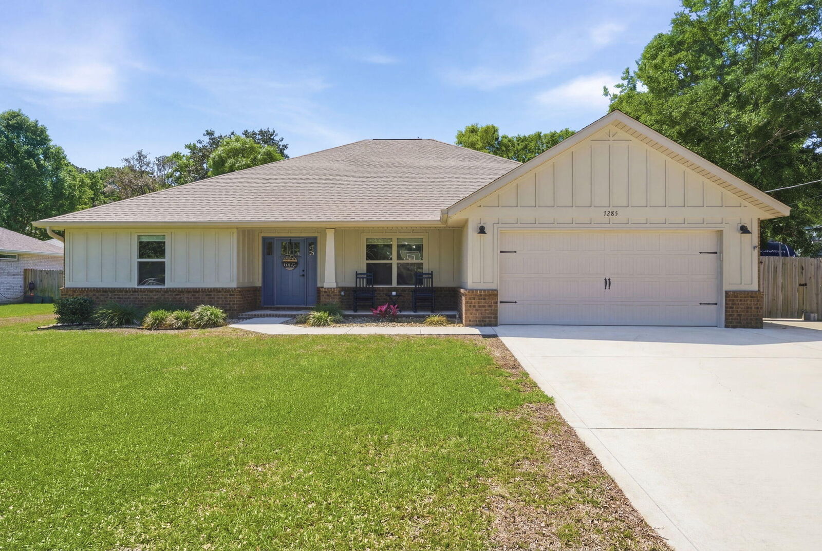 Property Photo:  7285 Mossy Oaks Drive  FL 32566 
