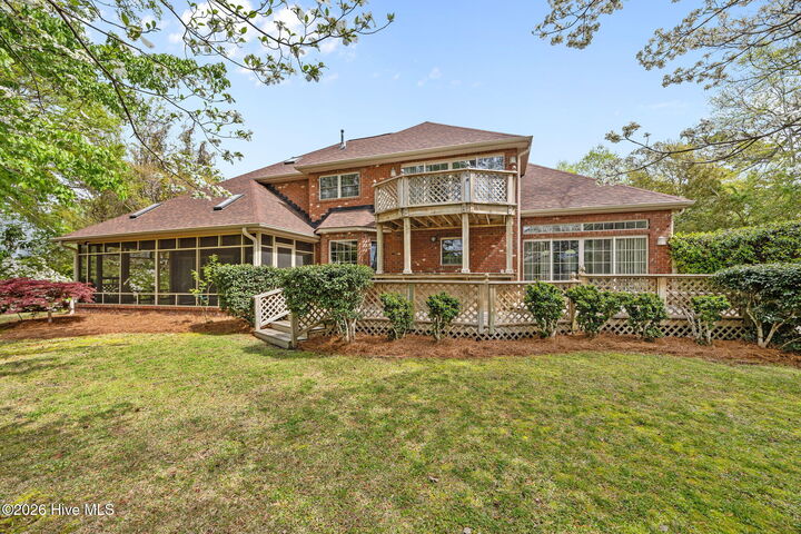 Property Photo:  203 Westchester Drive  NC 28557 