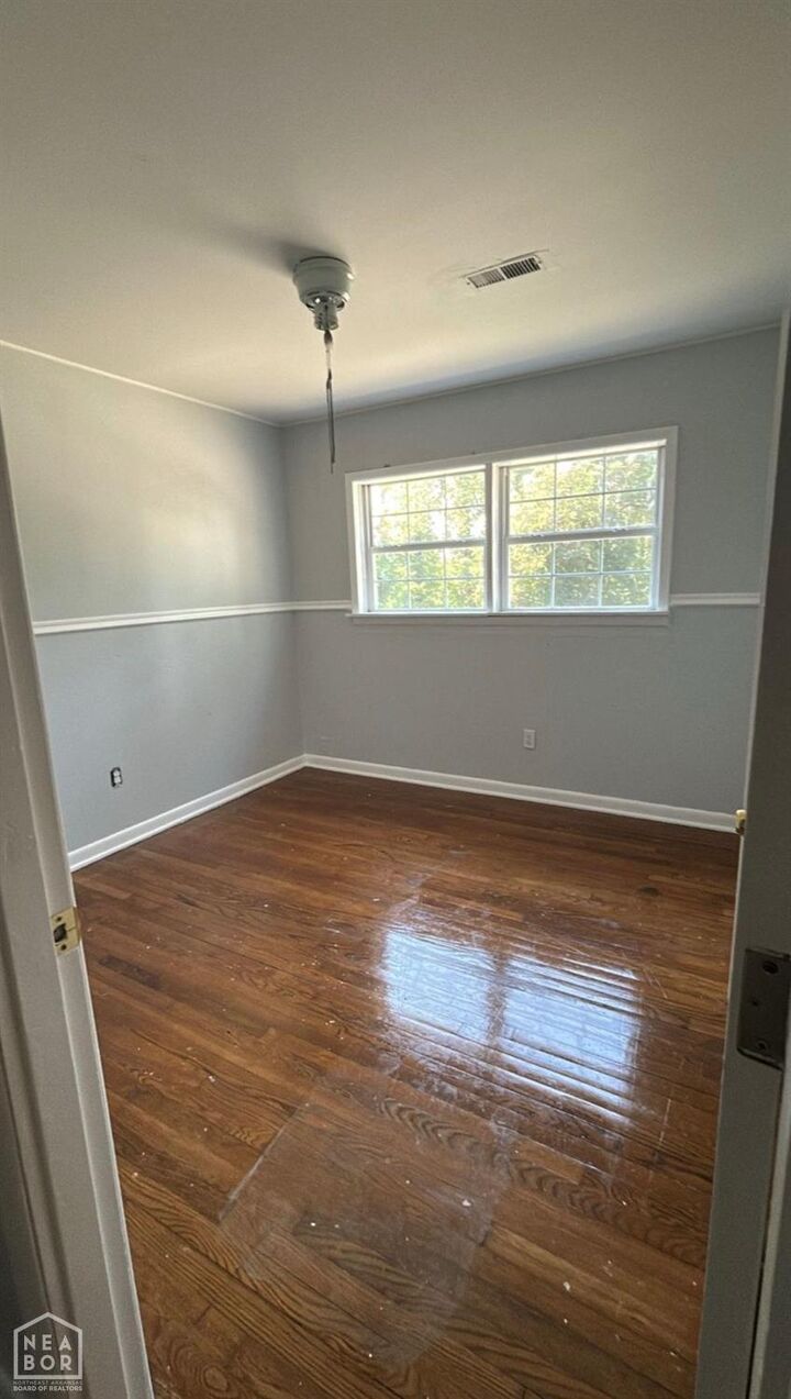 Property Photo:  102 S Summit  AR 72342 