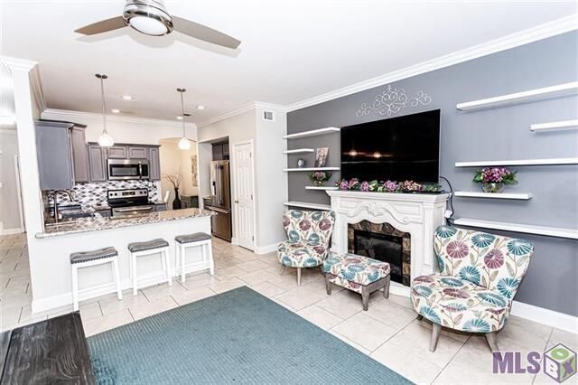 Property Photo:  822 Provision Court B  LA 70052 