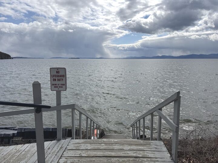 Property Photo: 5 Birchwood Lane VT 05408