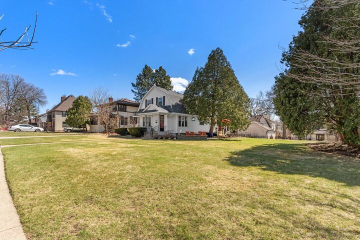 Property Photo:  205 W 52nd Street  MN 55419 