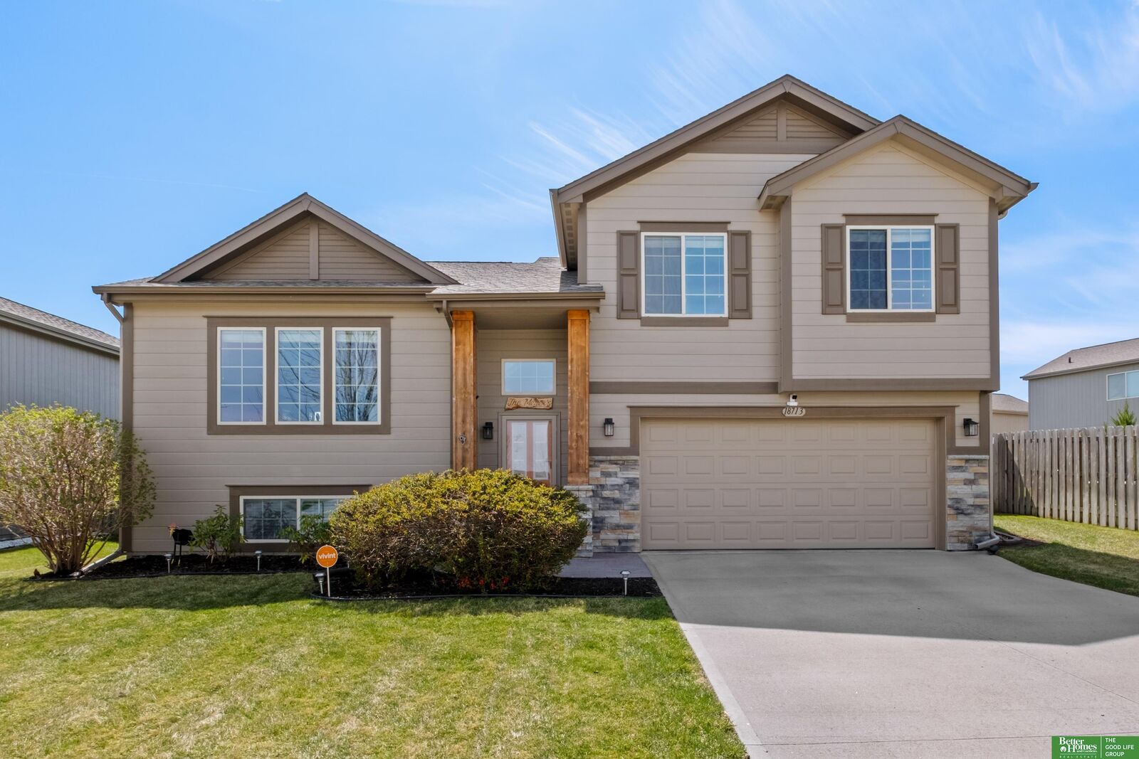 Property Photo: 18713 Briar Street NE 68136