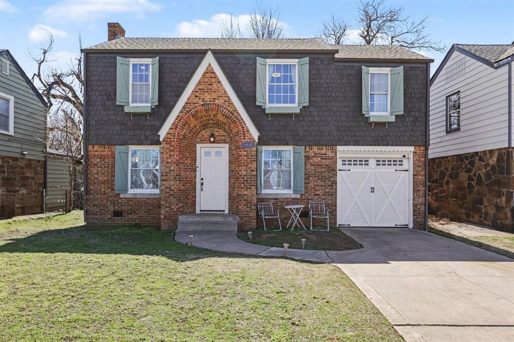 Property Photo: 1928 NW 31st Street OK 73118