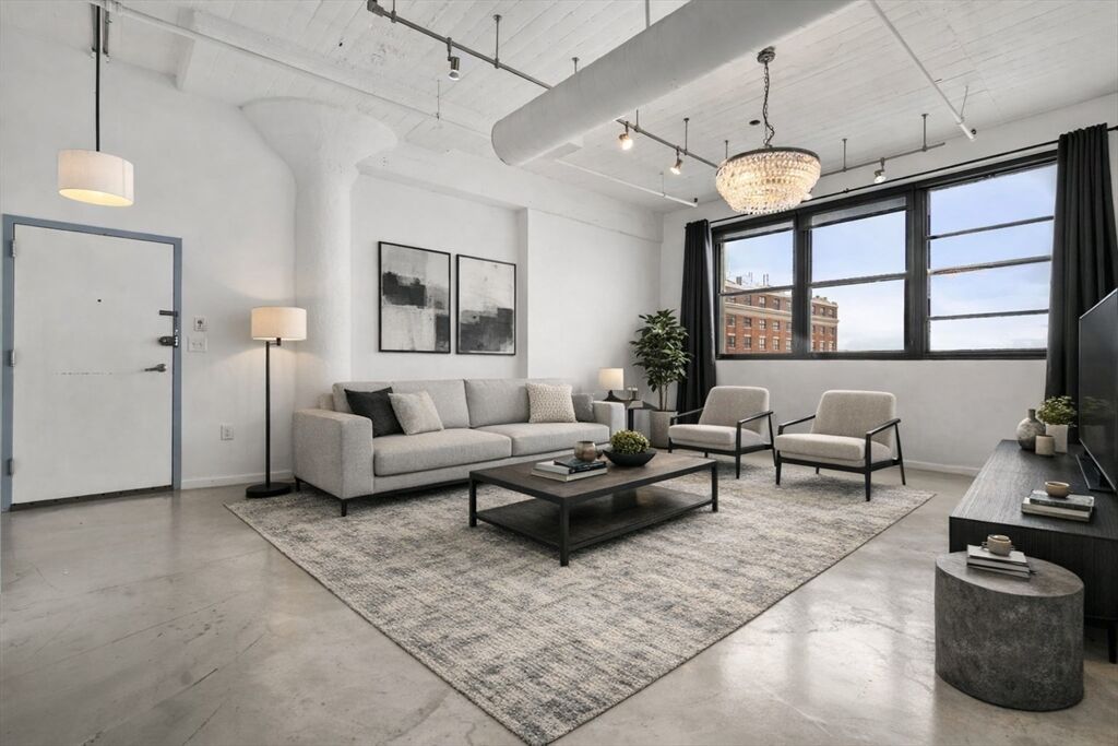 Property Photo:  437 D Street 6C  MA 02210 