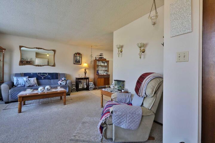 Property Photo: 6403B 49 Avenue AB T4V 0P6