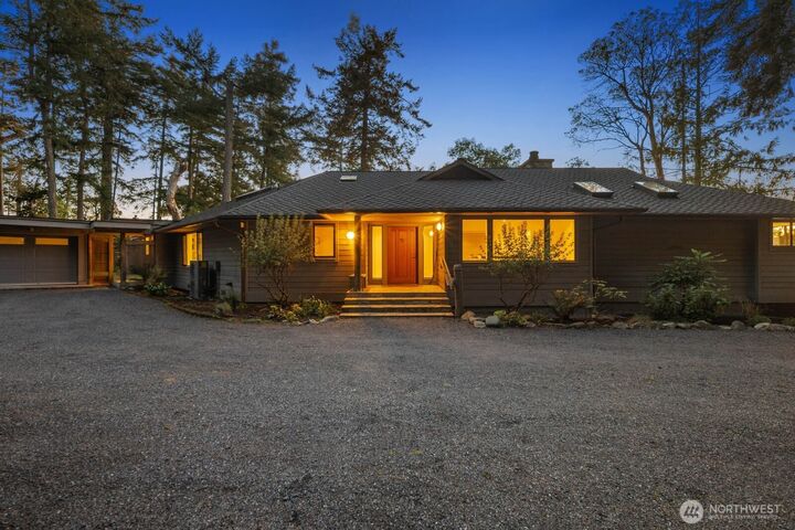 Property Photo:  1501  Yacht Haven Road  WA 98250 