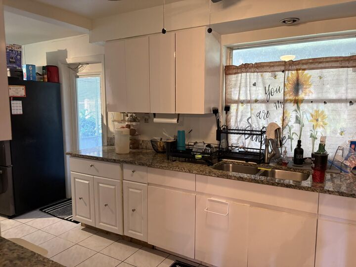 Property Photo:  4030 NE 16th Terrace  FL 33334 