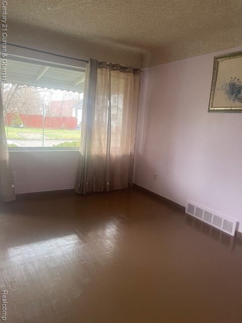 Property Photo:  20540 Syracuse Street  MI 48234 