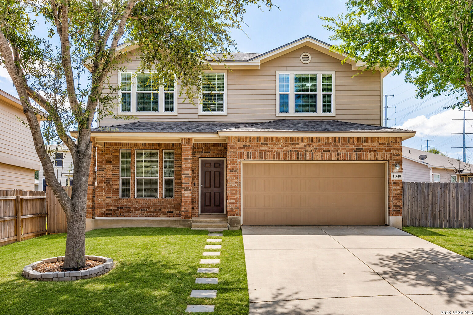 Property Photo: 11418 Estufa Cyn TX 78245