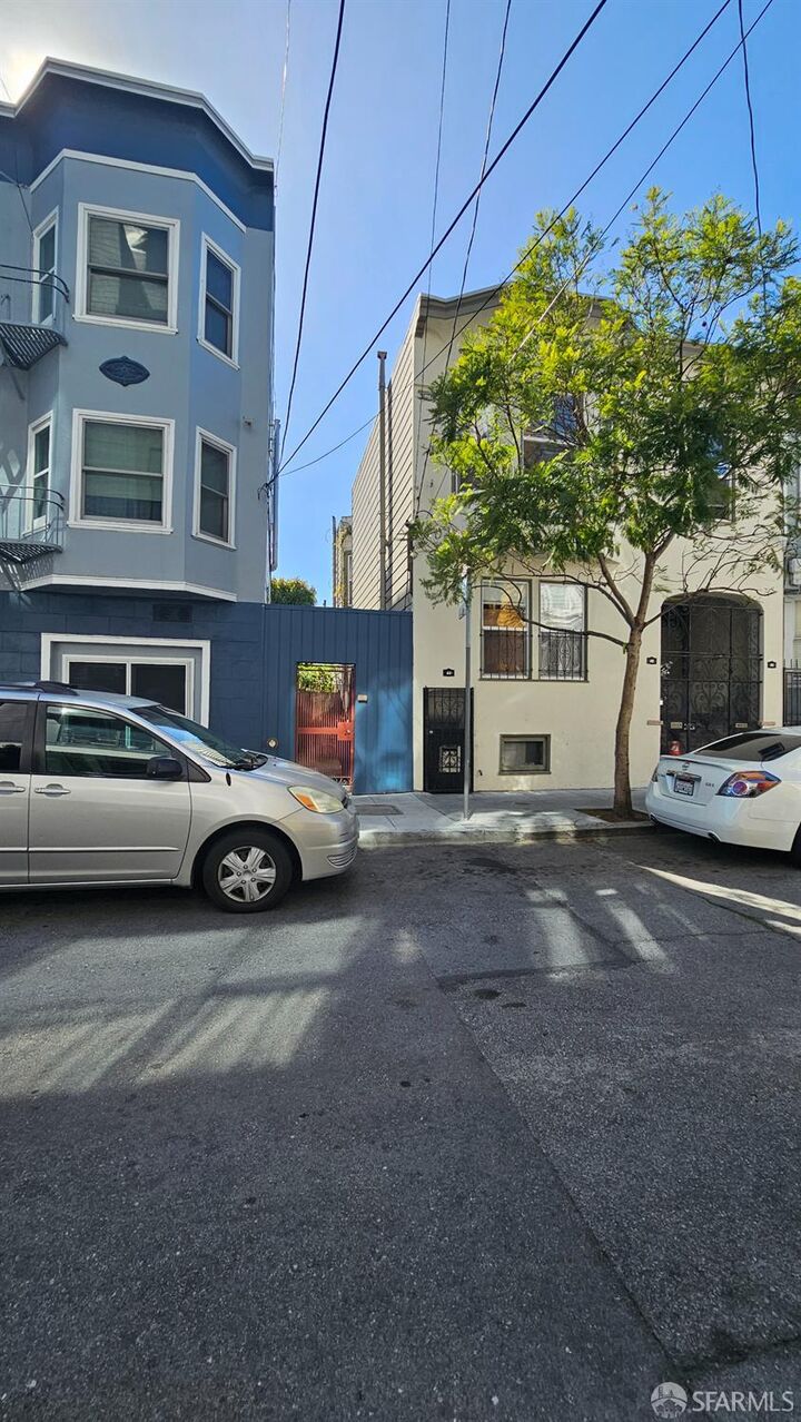 Property Photo: 40-44 San Carlos Street CA 94110