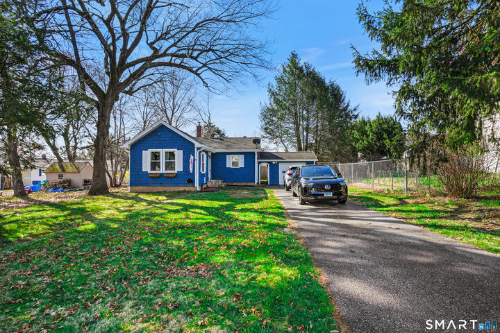 Property Photo:  73 Jeannette Street  CT 06010 