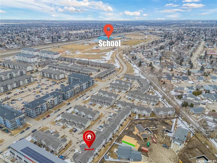 Property Photo:  715 Hart Road 1406  SK S7M 3Y7 
