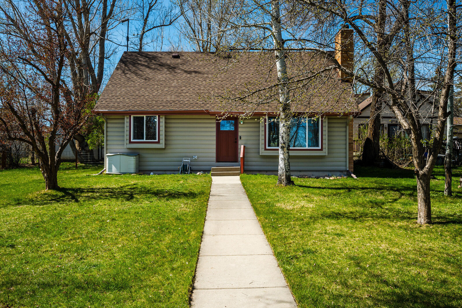 Property Photo:  1736 Warren Avenue  WY 82801 