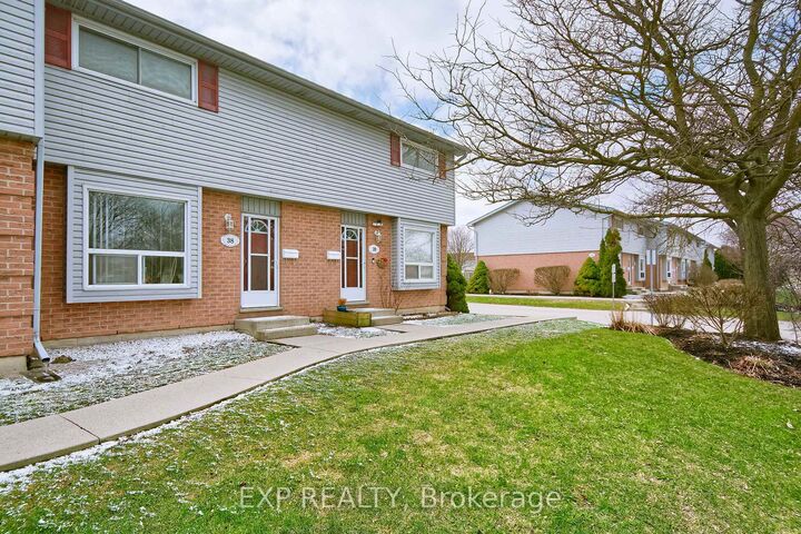 Property Photo: 1430 Jalna Boulevard 38 ON N6E 3C1