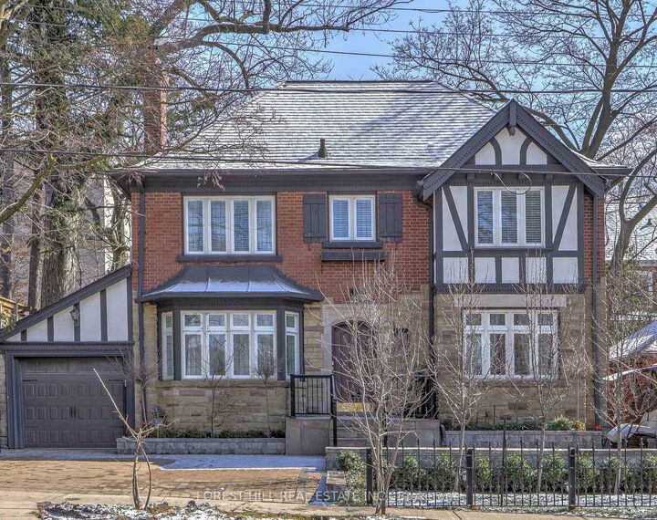 607 Spadina Road — photo 1