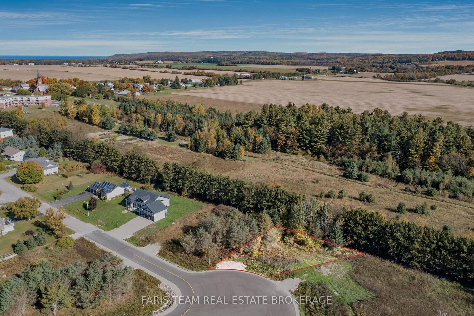 Property Photo:  Lot 24 Rue Eric N/A  ON L9M 0H1 