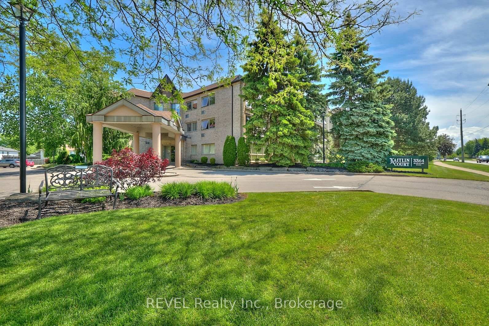 Property Photo: 3364 Montrose Road 301 ON L2H 0J8