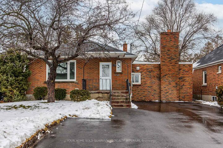 84 Taunton Road W — photo 1