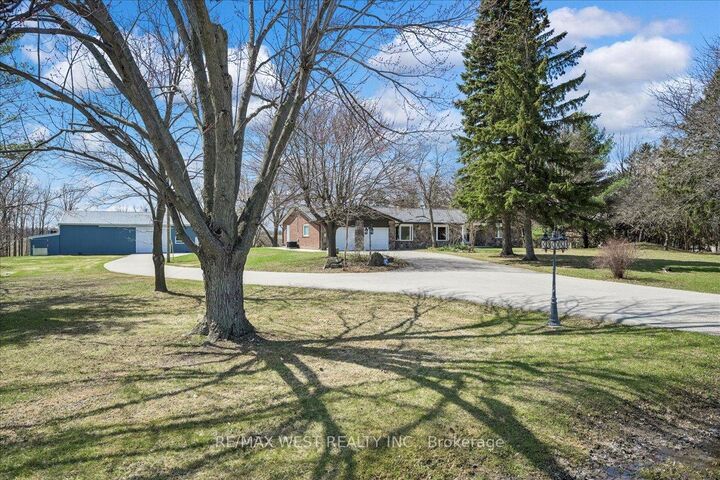 Property Photo:  8438 Ninth Line  ON L0P 1K0 