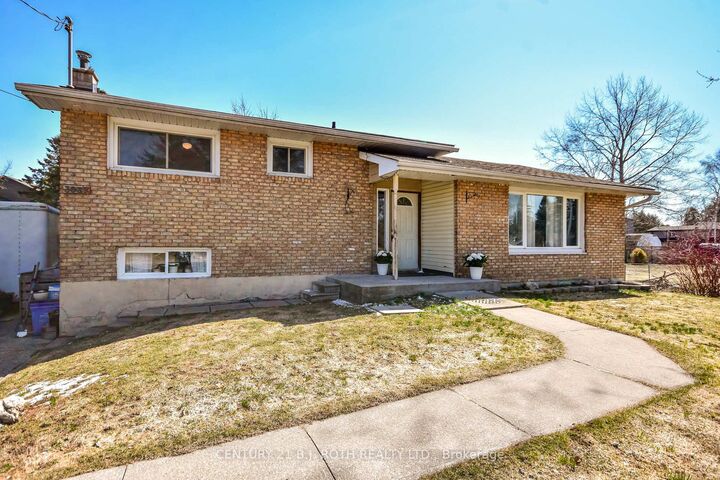 Photo de la propriété:  3039 Poplar Road  ON L9S 2J9 