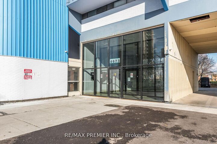 Property Photo: 4673 Jane Street 807 ON M3N 2L1