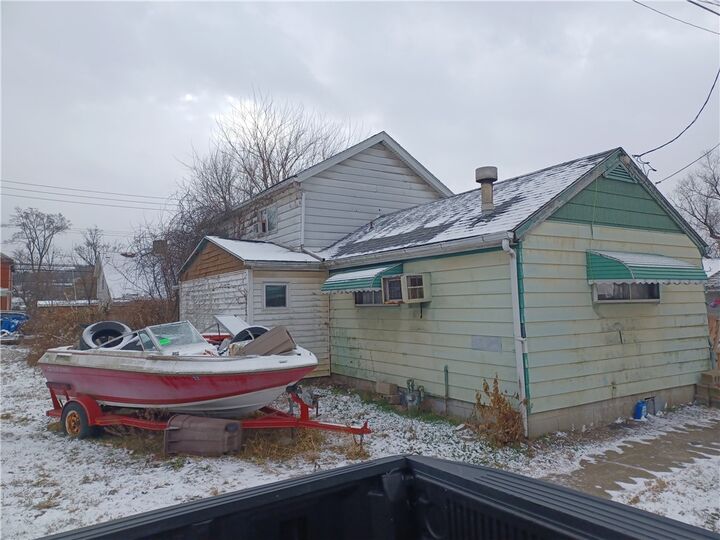 Property Photo: 503 2nd St PA 15088
