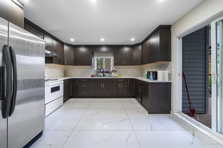 Property Photo: 12965 98 Avenue BC V3T 1B3